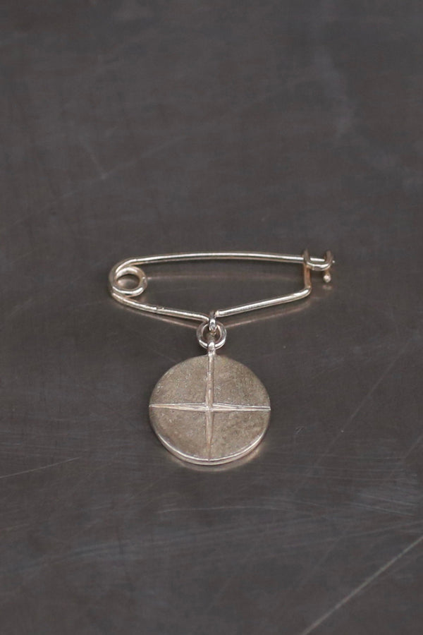 m.a+25 Spring/Summer Safety Pin Series Italy Craftsman MA-AP1OCR AG-YIN Cross